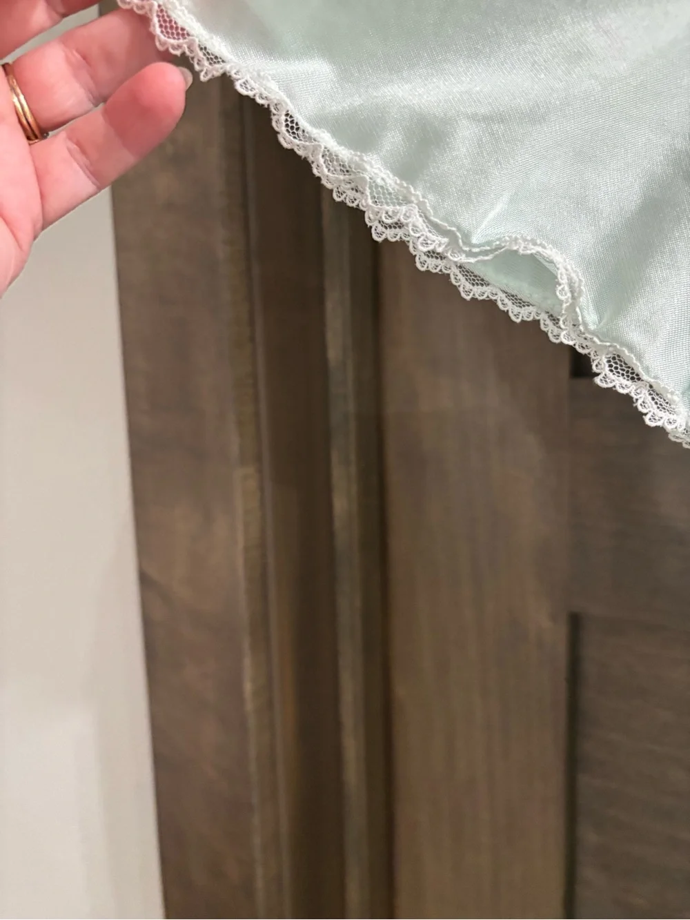Elegant Vintage Mint Green Embroidered Short-Sleeve Nightgown